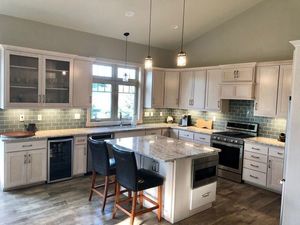 Condo 1 kitchen s300