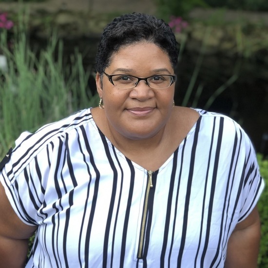 66722302 b5c6 4c28 818e e3c75c373f97   farrah rochon s550