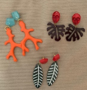 Earrings for auction s300