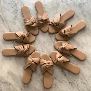 TPNW Flat Sandals