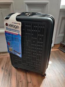 Verage 24" Luggage