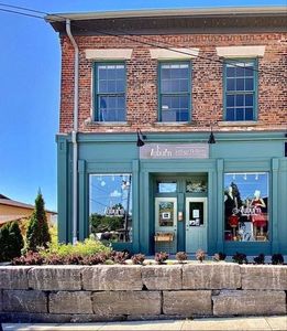 Personal shopping at Auburn Vintage Clothiers