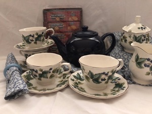 033 Tea Party Set Blue