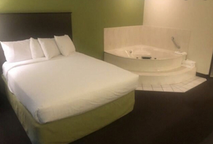 AmericInn 2 night stay jacuzzi suite