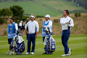 Fore ... for four!