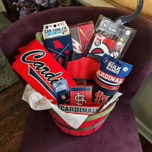 St. Louis Cardinals Basket