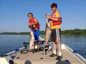 4. Two-day Tennessee River Catfishing Trip