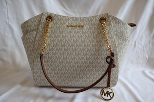 Michael Kors - Jet Set Shoulder Tote