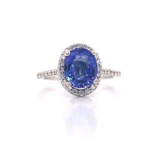 S51 14k White Gold 2.19ct Tanzanite & Diamond Ring