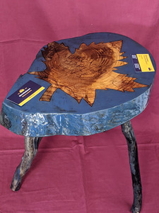 3-legged TORONTO MAPLE LEAF stool/table