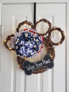 Lighted Paw Print Wreath - Fourth of July