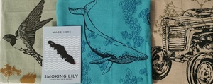 Set of 3 Smoking Lily Tea Towels