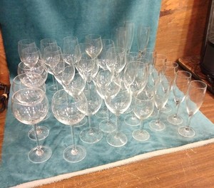 HodgePodge LOT 1 - 35 Pieces Glassware