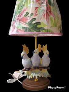 Trio of Cockatoos Lamp