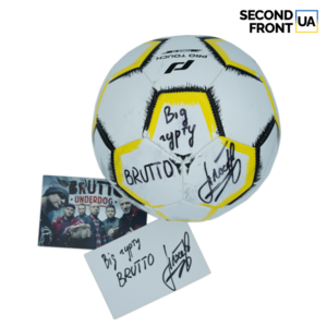 Soccer ball & postcards signed by the Brutto band